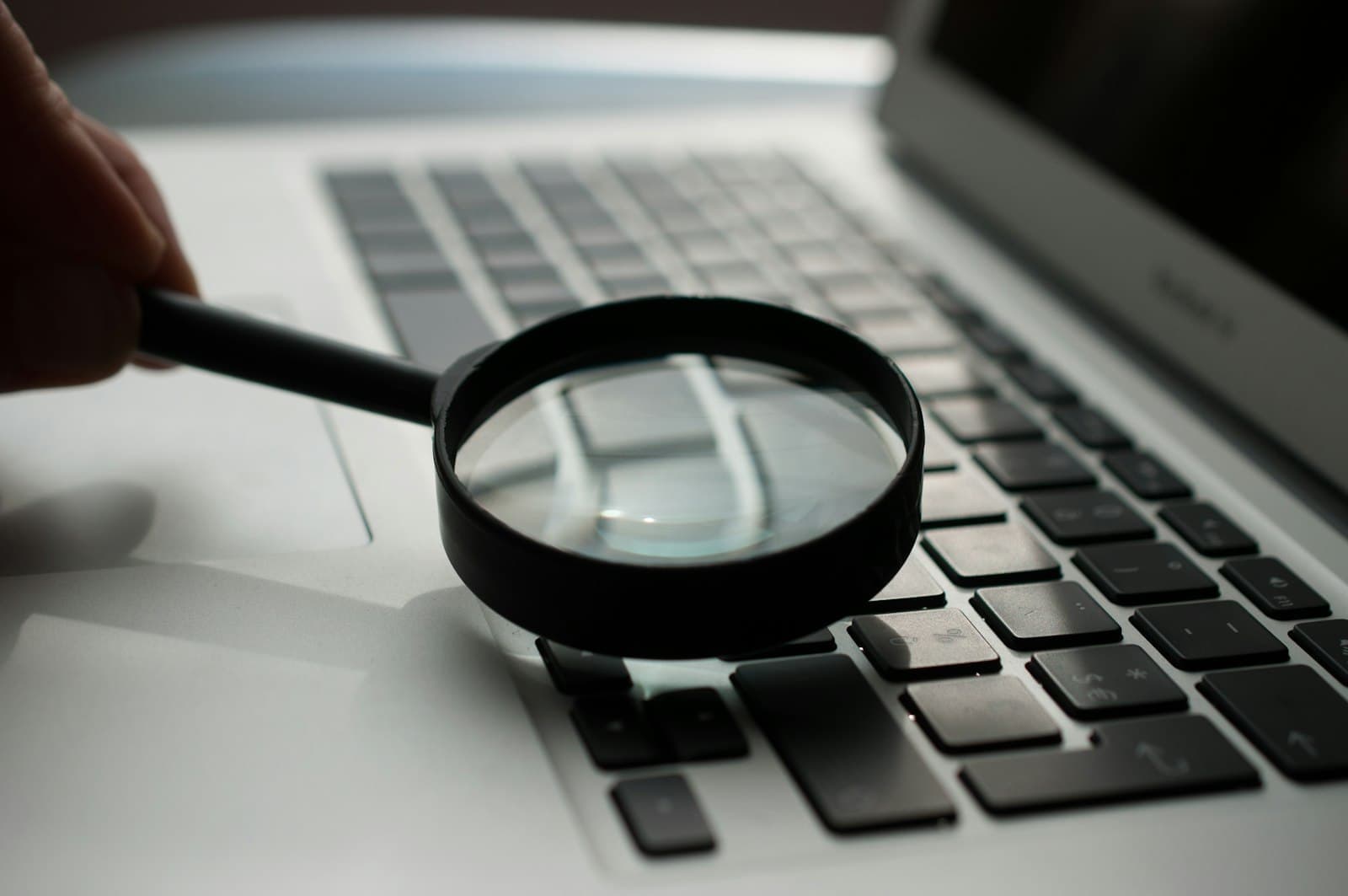 SEO Teknis untuk Developer: Canonical, hreflang, JSON-LD